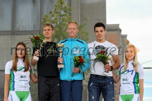 Leon Bedrač, 2. mesto v teku na 10km; Mitja Krevs, 1. mesto v teku na 10km; Domen Dornik, 3. mesto v teku na 10km