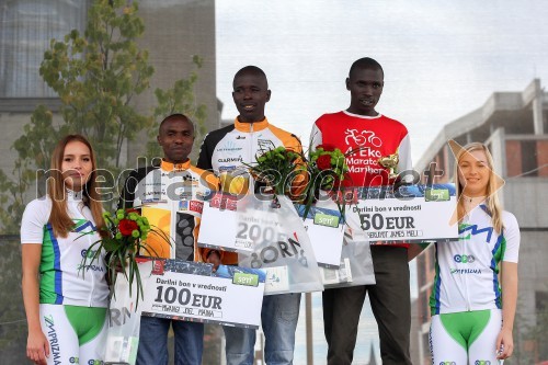 Joel Maina Mwangi, 2. mesto v teku na 21km; Thomas James Lokomwa, 1. mesto v teku na 21km; James Meli	Cheruiyot, 3. mesto v teku na 21km