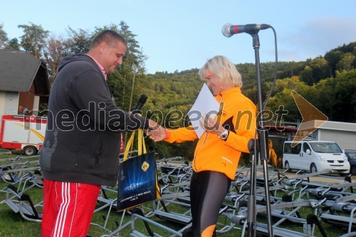 Igor Zagoranski, predsenik rotary Grad; Vera Kumperščan