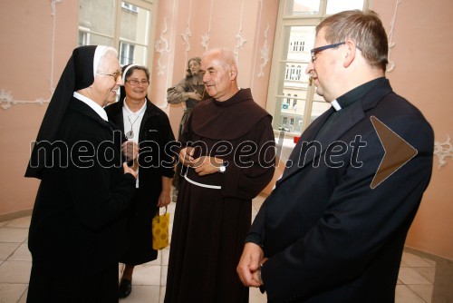 Šolske sestre Maribor; pater Bernard, frančiškanski samostan Sv. Trojica; kanonik Janez Lesnika, nadškofijski kancler