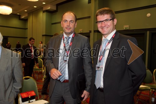 Gabrijel Škof, predsednik uprave zavarovalnice Adriatic Slovenica; Dejan Turk, predsednik Združenja Manager