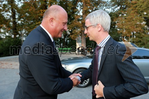 Iztok Klančnik, generalni direktor HP Slovenija; dr. Jernej Pikalo, minister za izobraževanje, znanost in šport