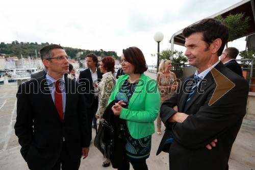 Mag. Boris Novak, generalni direktor Pošte Slovenije; ...; ...