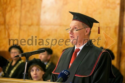 Prorektor prof. dr. Miha Juhart