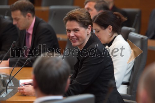 Alenka Bratušek, predsednica Vlade