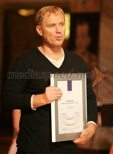 Sašo Hribar, voditelj oddaje Hri-bar, nominiran za Viktorja za televizijsko osebnost in Viktorja za voditelja zabavne TV oddaje