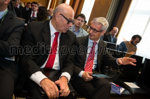 Dr.
Zev Gurion, izvršni direktor Akron BioMedical Corridor; dr. Jernej Pikalo, minister za izobraževanje, znanost in šport