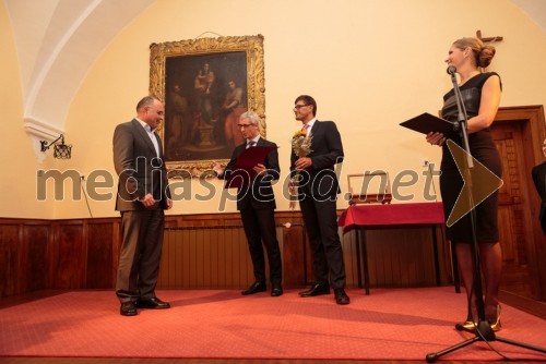 Prof. dr. Marko Snoj; dr. Jernej Pikalo, minister za izobraževanje, znanost in šport; Matjaž Rakovec; Bernarda Žarn, voditeljica