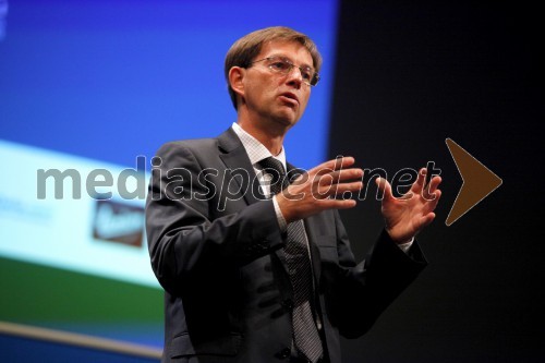 Dr. Miro Cerar, pravnik