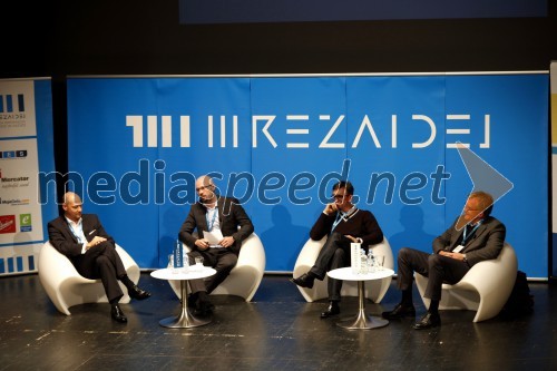 Uroš Merc, predsednik uprave Bisol d.o.o.; ...; Marko Lukić, direktor Lumar hiše; Stanko Polanič, Kodila