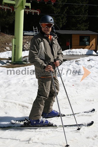 Miki Šarac, glasbenik