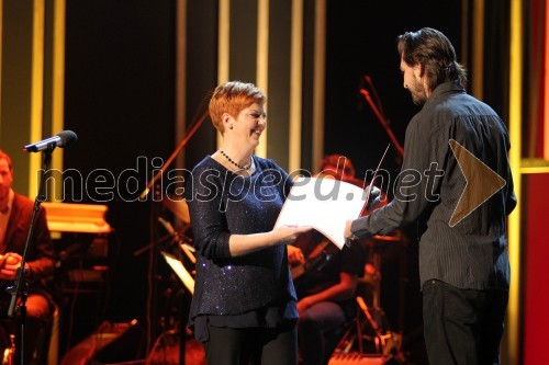 Mirjam Drnovšček, direktorica Prešernovega gledališča Kranj; Gregor Butala, predsednik Društva gledaliških kritikov in teatrologov Slovenije