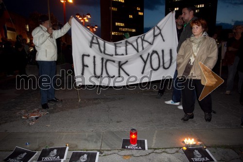 Protesti proti Vladi