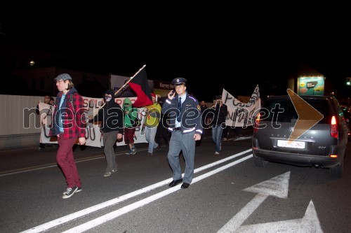 Protesti proti Vladi