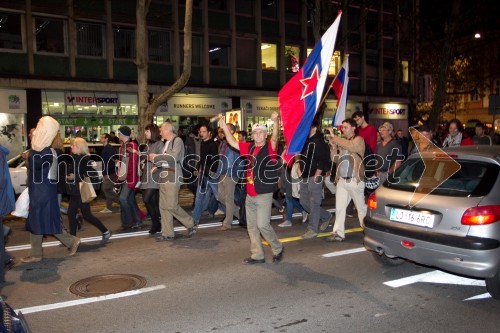 Protesti proti Vladi