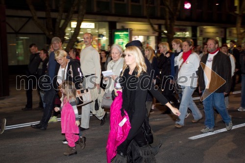 Protesti proti Vladi