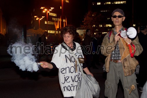 Protesti proti Vladi