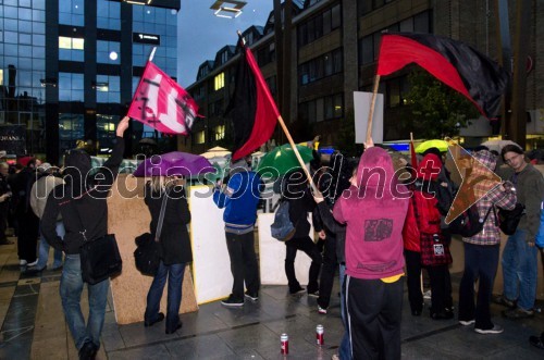 Protesti proti vladi v Mariboru