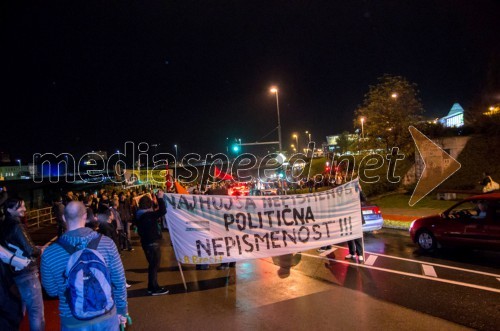 Protesti proti vladi v Mariboru