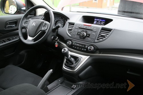 Honda CR-V 1.6 i-DTEC, notranjost