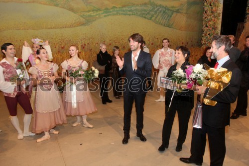 Edward Clug, umetniški direktor Baleta SNG Maribor; Paola Belli, asistentka koreografa; Vladimir Derevianko, koreograf