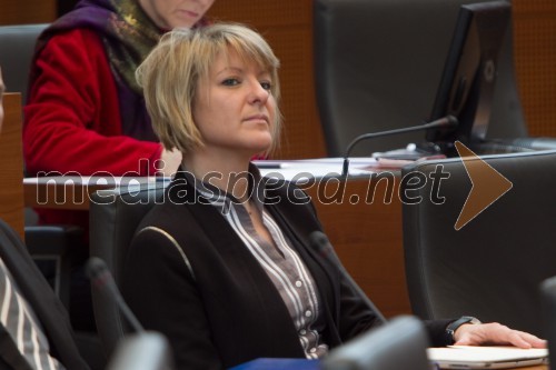 Tina Komel, ministrica za Slovence v zamejstvu in po svetu