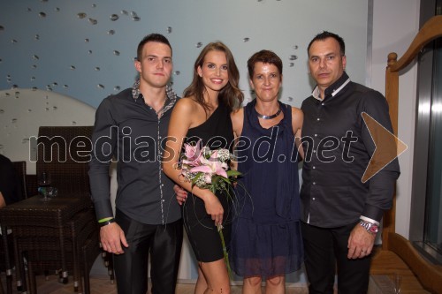 Patrik; Sara Savnik, Miss Universe Slovenije 2013; Rossita; Silvo