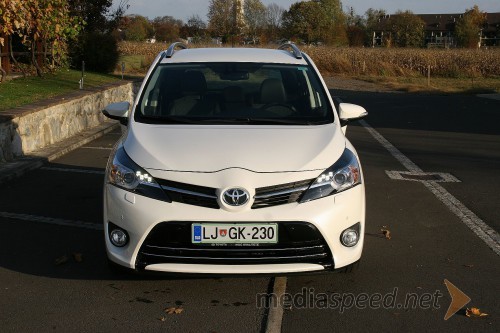 Toyota Verso 2.0 D-4D Sol