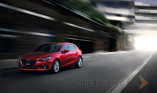 Nova Mazda3 s hibridnim in plinskim pogonom