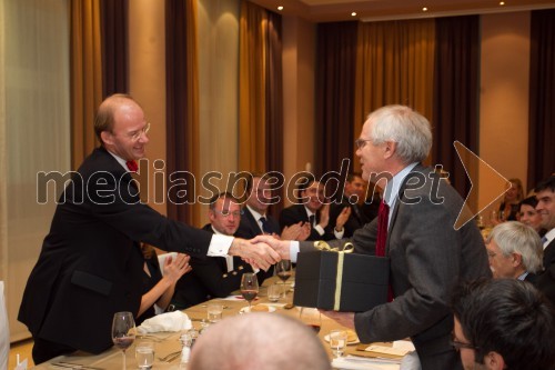 Andrew Page, veleposlanik Velike Britanije v Sloveniji; Janez Benčina, predsednik BSCC