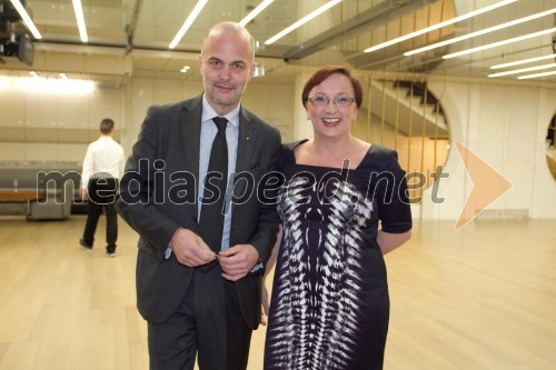 Janez Lombergar, direktor Televizije Slovenija; Sabrina Povšič Štimec, odnosi z javnostmi RTV Slovenija