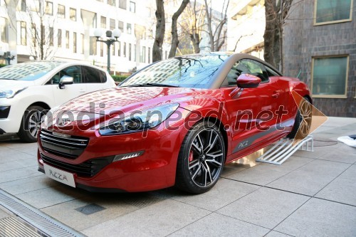 Peugeot RCZ R