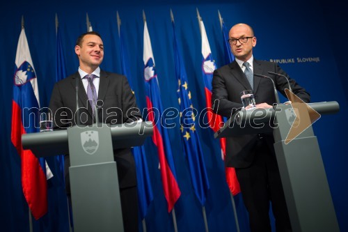 Dr. Uroš Čufer, minister za finance; Boštjan Jazbec, guverner Banke Slovenije