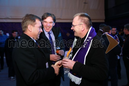 Bojan Ban, direktor NK Maribor; mag. David Kastelic, predsednik uprave Zavarovalnica Maribor; ...