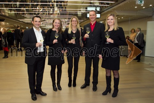 Danilo Ferjančič, generalni direktor Porsche Slovenija d.o.o.; Polona Ferjančič; Sabine Javornik; Rafael Javornik; Mojca Petek