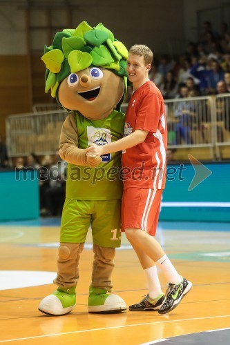 Maskota Eurobasket - Lipko; košarkar ekipe Nebojše Joksimoviča