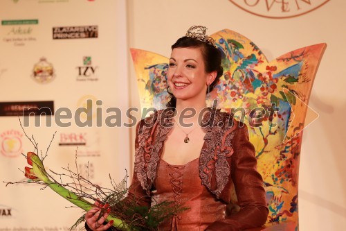 Neža Pavlič, vinska kraljica Slovenije 2013 