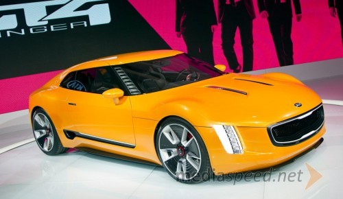 Kia predstavila športni koncept GT4 Stinger