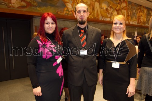 Andreja Vogrinec; Matic Slapšak; Tanja Škarjot, izvršna urednica uredništev Krater media