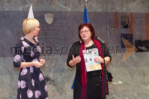 Polonca Komar, podpredsednica DZ;  Sonja Grizila, namestnica urednice revije Jane