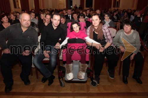 Stanko Jurgec, oče Barbare; Andrej Jurgec; Barbara Jurgec; Petra Jurgec; Božena Jurgec, mama Barbare 