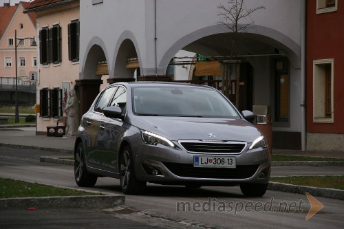 Peugeot 308 Allure 1.6 THP 125