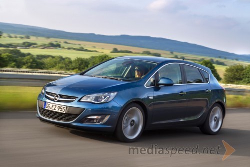 Premiera v Ženevi: Opel Astra 1.6 CDTI s porabo le 3,7 l/100 km