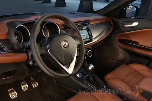 Alfa Romeo Giulietta 2014, notranjost