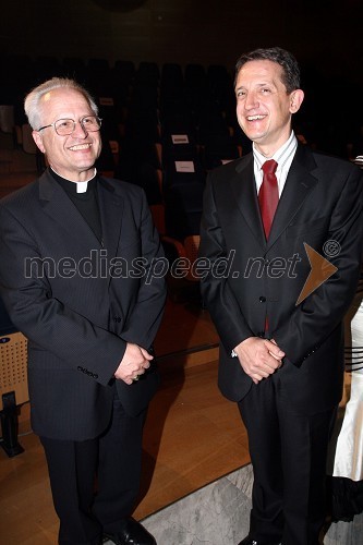 msgr. Andrej Glavan, škof in Igor Savič, vodja kabineta predsednika GZS