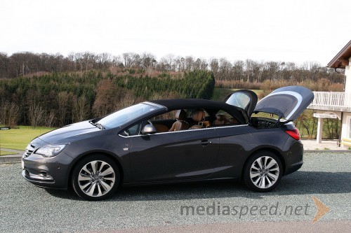 Opel Cascada 1.6 SIDI Cosmo, postopek zapiranja strehe