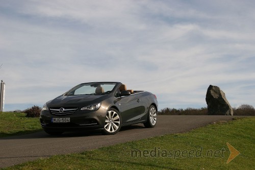 Opel Cascada 1.6 SIDI Cosmo 