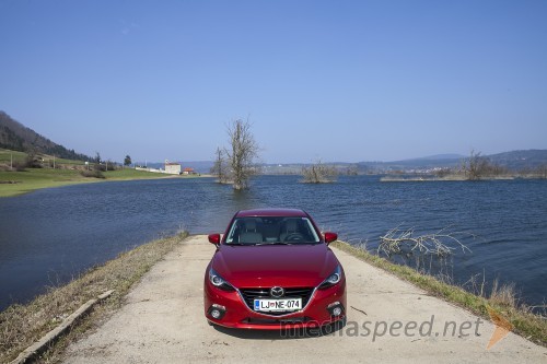 Mazda3 CD150 Revolution Top