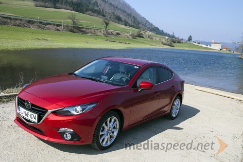 Mazda3 CD150 Revolution Top in Mazda3 G120 Revolution, mediaspeed test