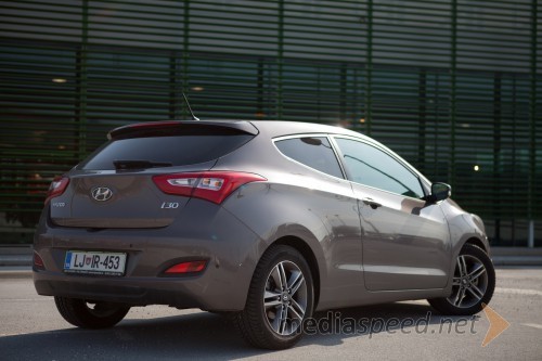 Hyundai i30 1.6 CRDi iLike 3-vrata